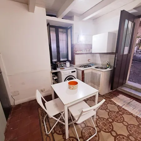 アパート La Piccina カターニア